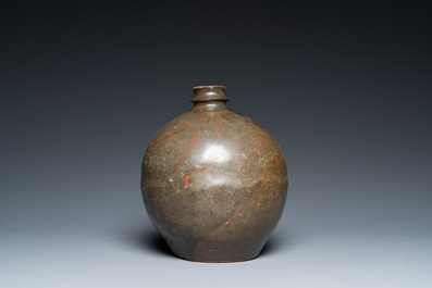 A Chinese brown-glazed globular vase with floral design, Song