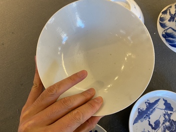 Three Chinese blue and white 'Bleu de Hue' bowls and two dishes for the Vietnamese market, 19th C.