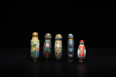 Eleven Chinese Canton enamel, cloisonn&eacute;, silver and other metal snuff bottles, 19/20th C.