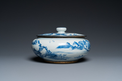 A Chinese silver-mounted blue and white 'Bleu de Hue' bowl and cover for the Vietnamese market, 19th C.