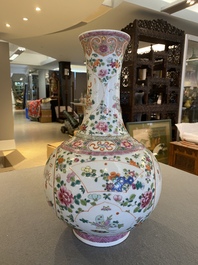 Vase de forme bouteille en porcelaine de Chine famille rose &agrave; d&eacute;cor d'antiquit&eacute;s, marque et &eacute;poque de Guangxu