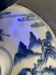 Bol couvert en porcelaine de Chine 'Bleu de Hue' pour le Vietnam &agrave; monture en argent, 19&egrave;me