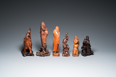 Six various Chinese carved wooden statues, 19/20th C.