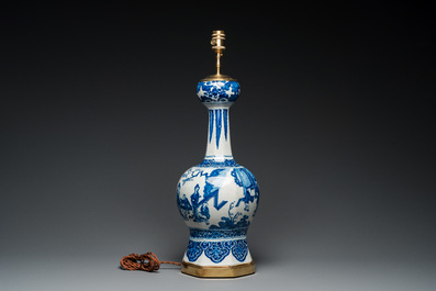 A large Dutch Delft blue and white chinoiserie vase mounted as a lamp, 1st quarter 18th C.