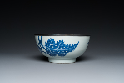 A Chinese blue and white 'Bleu de Hue' bowl for the Vietnamese market, Nh&atilde; Ngọc 雅玉 mark, 19th C.