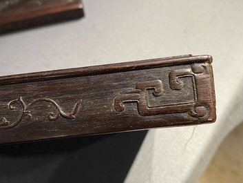 Bo&icirc;te en partie en bois de zitan &agrave; d&eacute;cor des 'Cinq chauve-souris autour du symbole Shou', Chine, Qing