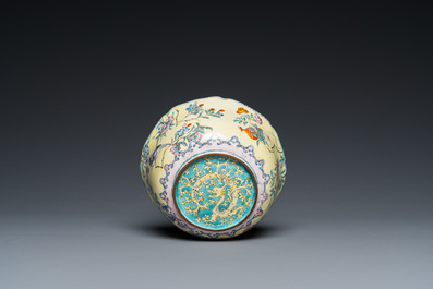 A Chinese yellow-ground Canton enamel bowl, Yongzheng/Qianlong