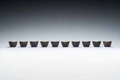 20 Chinese coconut 'Shou' cups in wooden presentation boxes, 19/20th C.