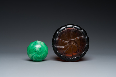 Two Chinese amber-coloured and jadeite-simulating Beijing glass brush washers, 19/20th C.
