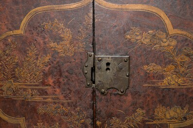 Petit cabinet en bois laqu&eacute; pour le march&eacute; europ&eacute;en, Japon, Edo, 18&egrave;me