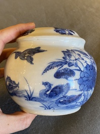 A Chinese blue and white 'Bleu de Hue' water pipe for the Vietnamese market, Lưu hương nh&atilde; ngoạn 雅玩留香 mark, 19th C.