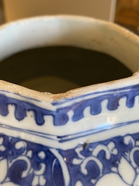 A Chinese blue and white octagonal vase, Transitional period