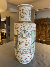 Vase de forme rouleau en porcelaine de Chine famille verte &agrave; d&eacute;cor de gar&ccedil;ons jouant, 19&egrave;me