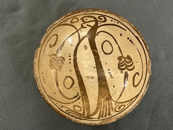 An early Hispano-Moresque lustre-glazed 'bird' bowl, Valencia, Manises, 15th C.