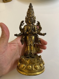 Statue d'Avalokitesvara en bronze dor&eacute;, Sino-Tibet, probablement 19&egrave;me