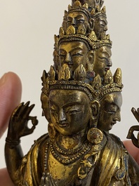 Statue d'Avalokitesvara en bronze dor&eacute;, Sino-Tibet, probablement 19&egrave;me