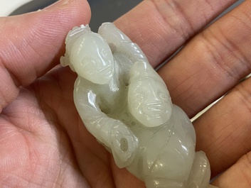 Cinq sculptures en jade, Chine, 19/20&egrave;me