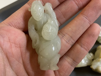 Vijf Chinese jade sculpturen, 19/20e eeuw