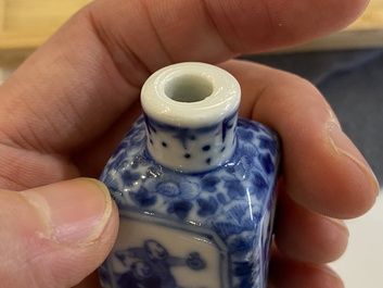 15 Chinese snuff bottles, mostly porcelain, hardstone and glass, 19/20th C.