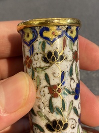 Three Chinese cloisonn&eacute; vases and a covered box, 19/20th C.