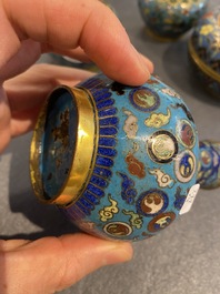 Three Chinese cloisonn&eacute; vases and a covered box, 19/20th C.