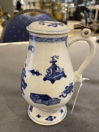 Moutardier couvert en porcelaine de Chine en bleu et blanc, Kangxi