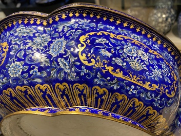 A Chinese blue-ground Canton enamel basin and a covered bowl on stand, Qianlong/Jiaqing