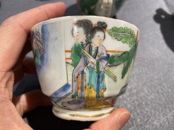 17 pi&egrave;ces d'un service &agrave; the en porcelaine de Chine famille verte de Canton, 19&egrave;me