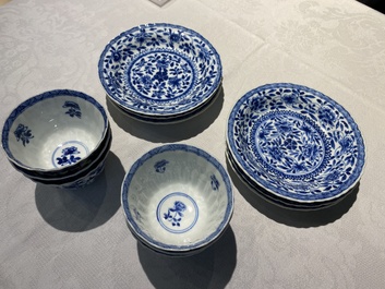 Zes Chinese blauw-witte koppen en schotels, Yu 玉 merk, Kangxi