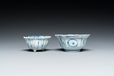 A Chinese blue and white plate, a klapmuts bowl and a trick cup, Wanli/Yongzheng