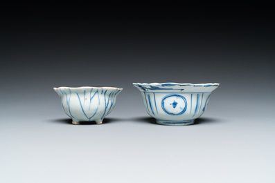 A Chinese blue and white plate, a klapmuts bowl and a trick cup, Wanli/Yongzheng