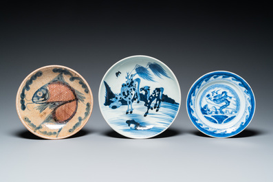 13 pi&egrave;ces en porcelaine de Chine en bleu et blanc, 18/20&egrave;me