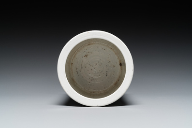 A Chinese qianjiang cai brush pot, signed Yu Han 余翰, dated 1928