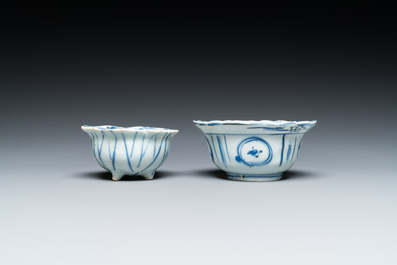 A Chinese blue and white plate, a klapmuts bowl and a trick cup, Wanli/Yongzheng