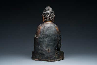 Grand Bouddha en bronze aux traces de dorure, Sino-Tibet, Ming
