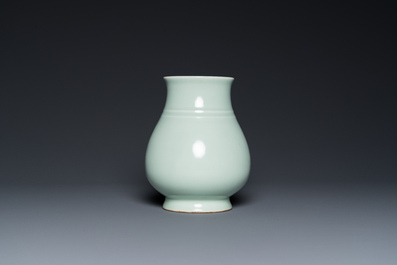 A Chinese celadon 'hu' vase, Qianlong mark, 19/20th C.