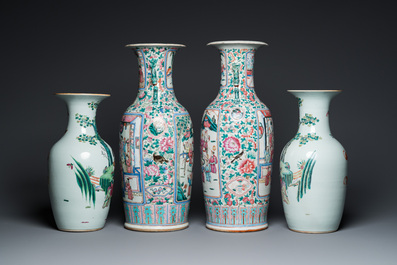 Deux paires de vases en porcelaine de Chine famille rose, 19&egrave;me