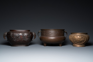 Six Japanese bronze vases and censers, Edo/Meiji, 18/19th C.