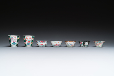 Sept tasses et soucoupes en porcelaine de Chine famille rose, Yongzheng/Qianlong