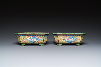 A pair of Chinese yellow-ground Canton enamel jardini&egrave;res, Jiaqing