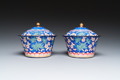 A pair of Chinese Canton enamel bowls and covers, Qianlong