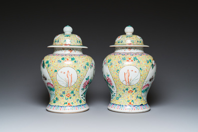 Une paire de vases couverts et une jardini&egrave;re en porcelaine de Chine famille rose, 19/20&egrave;me