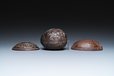 Trois noix de coco sculpt&eacute;s, Guyane, 18/19&egrave;me