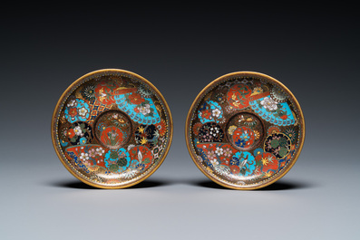 Huit pi&egrave;ces en &eacute;maux cloisonn&eacute;s, Japon, Meiji, 19/20&egrave;me