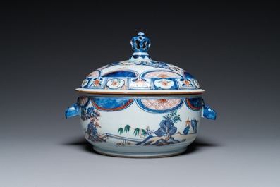 A Chinese blue and white dish and a verte-Imari tureen and cover, Kangxi