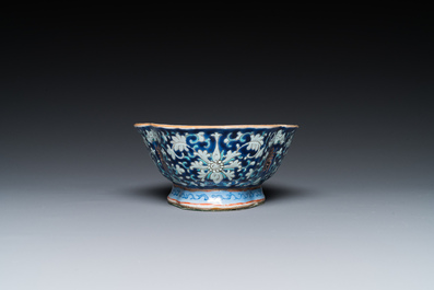 Six various Chinese porcelain wares, Qing and Republic
