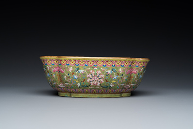 A Chinese famille rose olive-green-ground bowl, Daoguang mark and of the period