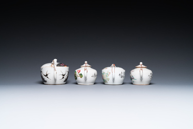 Een diverse collectie Chinees famille rose en qianjiang cai porselein, 19/20e eeuw