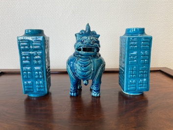 A pair of Chinese monochrome turquoise-glazed 'cong' vases and a 'luduan' censer, 19/20th C.