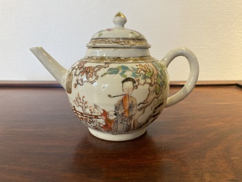 A fine Chinese famille rose teapot and cover, Yongzheng